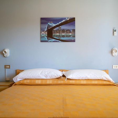 Hotel Quattropalme トルトレート エクステリア 写真